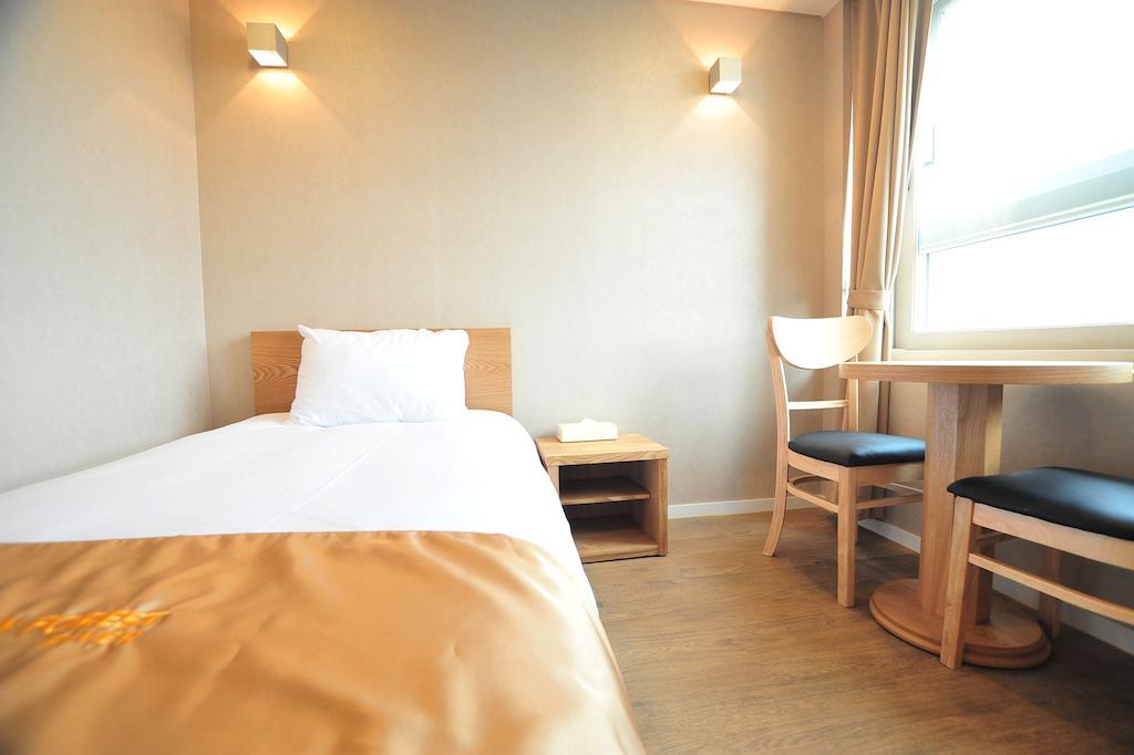 Golden Forest Residence River Seul Quarto foto